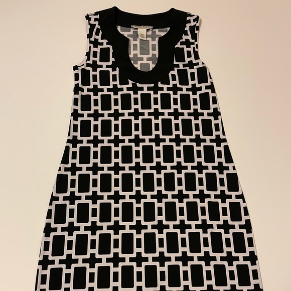 White House Black Market Dresses & Skirts - WHBM black & white dress